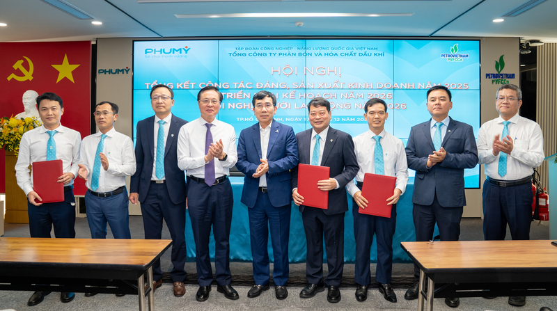 Phú Mỹ phát động phong trào thi đua Bảo dưỡng tổng thể Nhà máy đạm Phú Mỹ. Ảnh: PVFCCo – Phú Mỹ