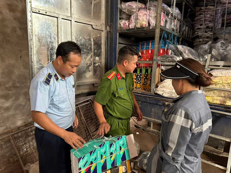 Lực lượng Quản lý thị trường Sơn La sẽ phối hợp với các lực lượng chức năng, tránh chồng chéo, bỏ sót địa bàn cũng như nâng cao hiệu quả đấu tranh, ngăn chặn các hành vi vi phạm. Ảnh: Nguyễn Nhung