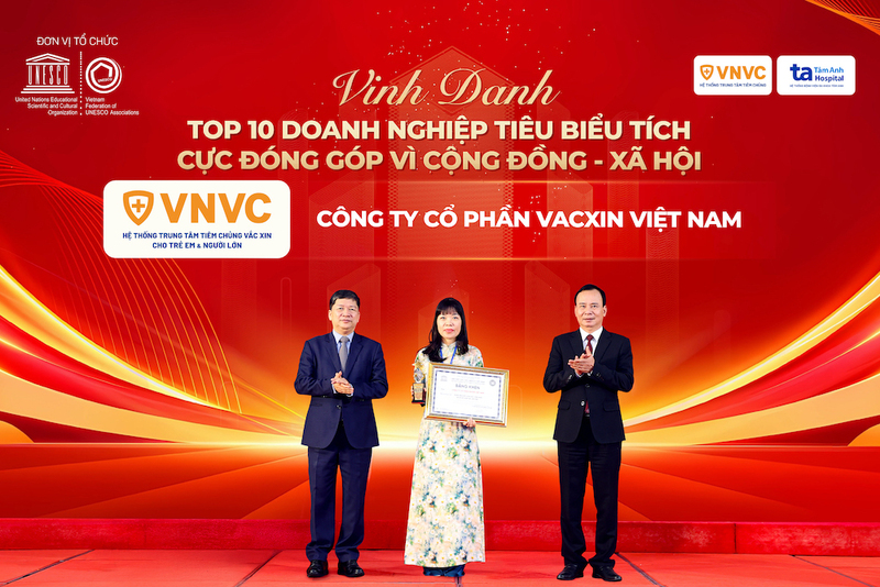 VNVC được vinh danh Top 10 Doanh nghiệp tiêu biểu tích cực vì Cộng đồng - Xã hội năm 2025. Ảnh: BTC