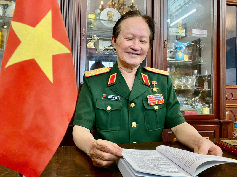 Thượng tướng, Viện sĩ Nguyễn Huy Hiệu - Nguyên Ủy viên Trung ương Đảng, nguyên Thứ trưởng Bộ Quốc phòng, nguyên Tư lệnh Quân đoàn 1, Anh hùng Lực lượng vũ trang nhân dân. Ảnh: NVCC.