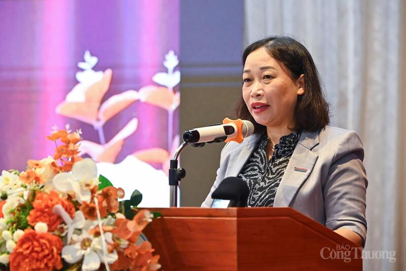 Bà Lương Thị Kiểm, Phó Giám đốc Sở Nông nghiệp và Môi trường Hải Phòng phát biểu tại sự kiện.