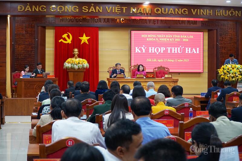 Toàn cảnh kỳ họp thứ 2 HĐND tỉnh Đắk Lắk. Ảnh: Vũ Long