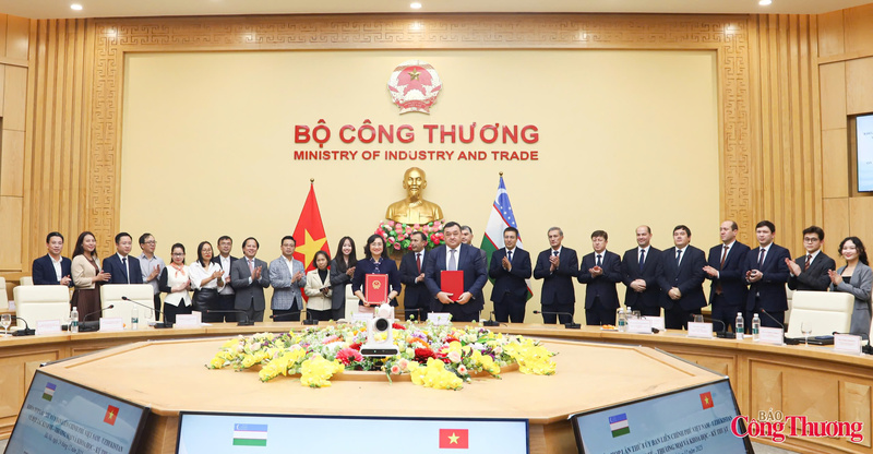 Thông qua cơ chế Ủy ban liên Chính phủ, hai bên sẽ tiếp tục làm sâu sắc hơn nữa mối quan hệ hợp tác Việt Nam - Uzbekistan trên tất cả các lĩnh vực, đặc biệt là hợp tác kinh tế - thương mại và khoa học - kỹ thuật.