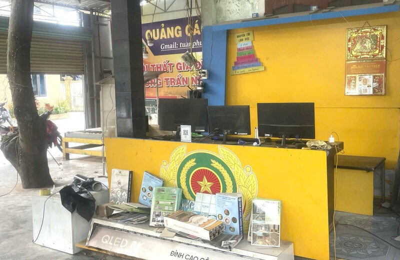 Từ nguồn vốn vay giải quyết việc làm, Anh Hoàng Phước Tuấn đã đầu tư máy móc, thiết bị phục vụ kinh doanh. Ảnh: Mai Liễu