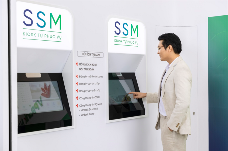 Kiosk banking tự động 24/7, cho phép khách hàng thực hiện đa số giao dịch như tại phòng giao dịch truyền thông.
