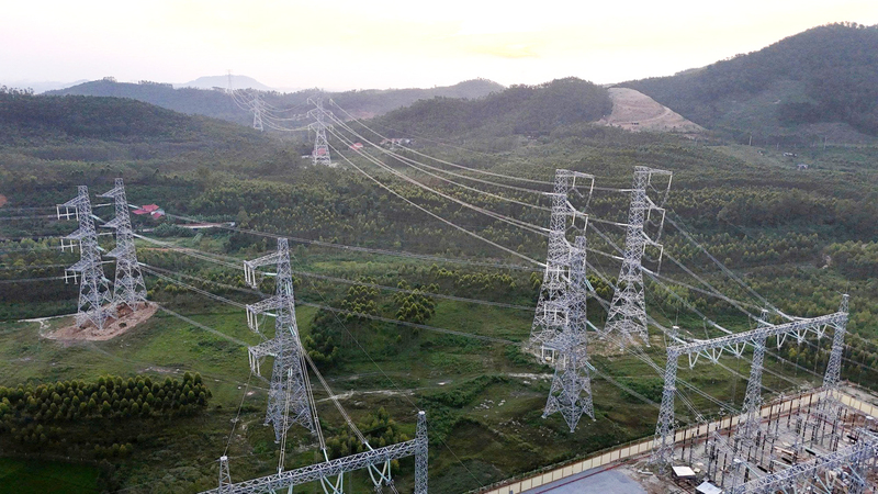 Dự án đường dây 500 kV Lào Cai - Vĩnh Yên đã được Vietcombank ký hợp đồng tín dụng trị giá 5.472 tỷ đồng, Ảnh: EVN