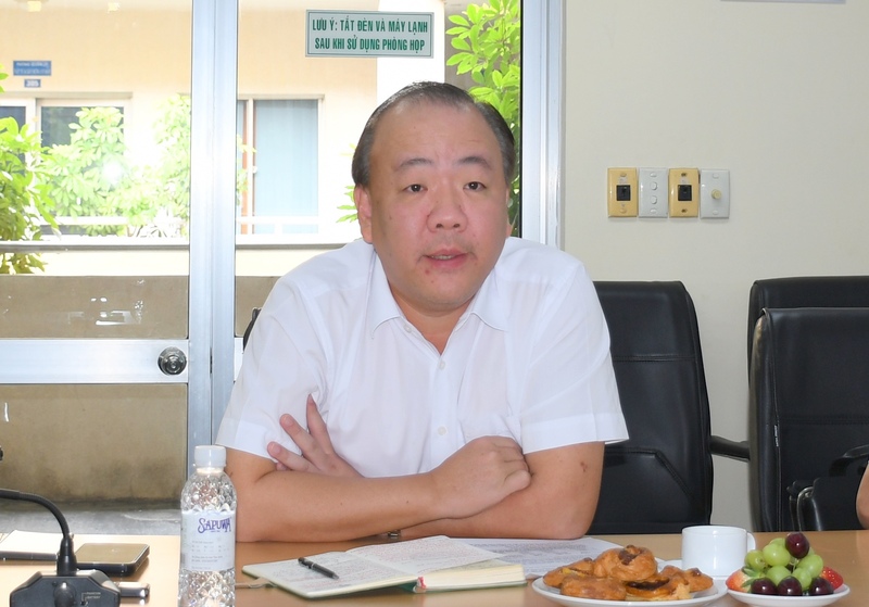 Ông Trần Hữu Linh - Cục trưởng Cục Quản lý và Phát triển thị trường trong nước - đại diện Đoàn công tác. Ảnh: Thanh Minh.