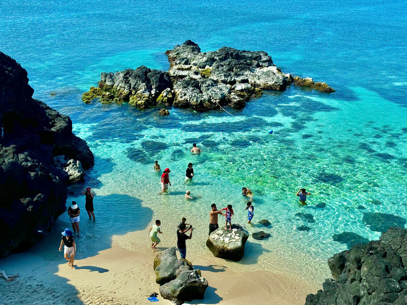 Lý Sơn có tiềm năng để phát triển du lịch nhưng vẫn chưa thể khai phá hết. Ảnh: Nguyễn Dương