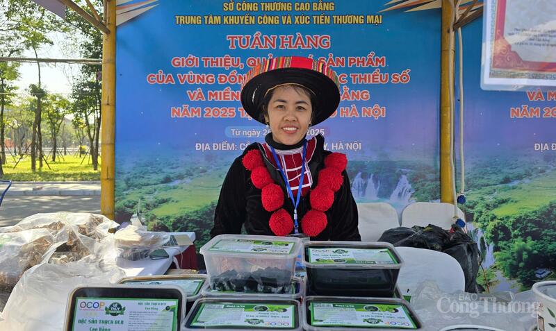 Chị Nông Thị Lệ Thùy, chủ cơ sở sản xuất thạch đen Cao Bằng