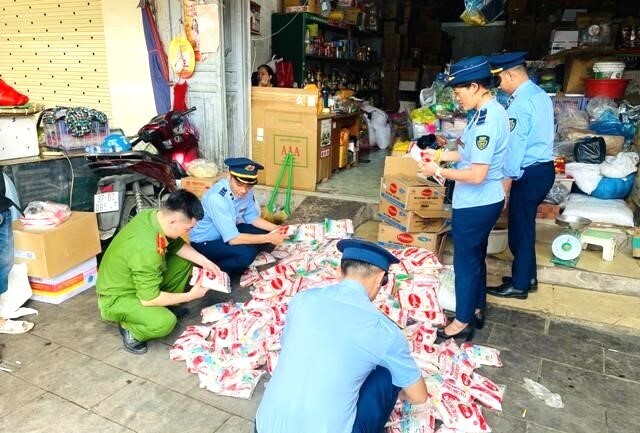 Các lực lượng chức năng tỉnh Nghệ An đã phối hợp kiểm tra, kiểm soát, phát hiện, bắt giữ, xử lý các trường hợp vi phạm. Ảnh: Chi cục QLTT Nghệ An