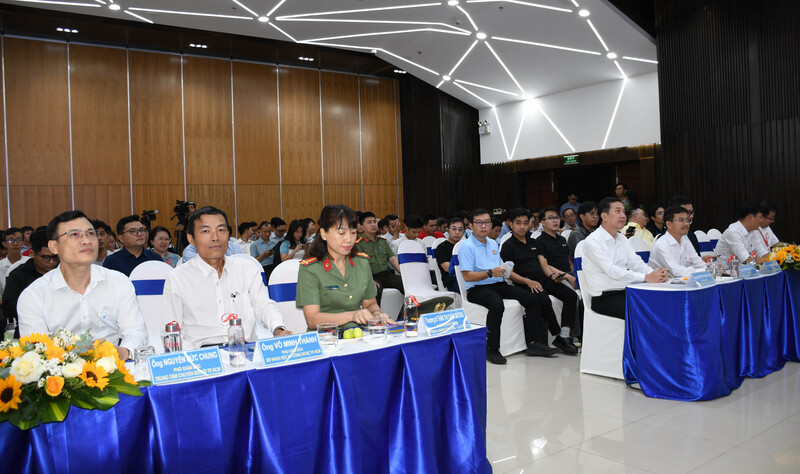 Đại biểu tham dự sự kiện. Ảnh: Minh Khuê.