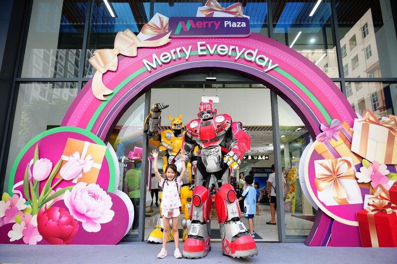 Bùng nổ niềm vui trong 4 ngày khai trương Merry Plaza Richmond   - 5
