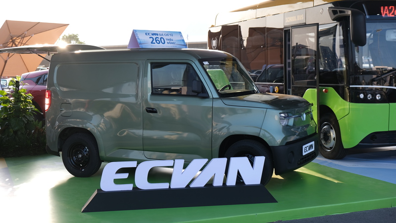 Mẫu xe chở hàng EC Van dành mới ra mắt của hãng xe điện Việt.