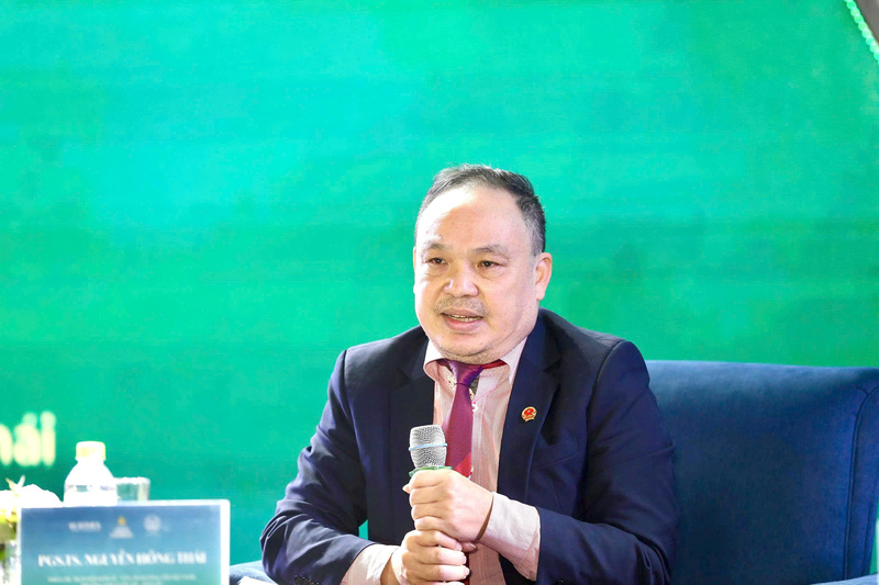 PGS.TS. Nguyễn Hồng Thái cho rằng, giao thông xanh tốc độ cao là cặp chìa khóa mở ra tăng trưởng mà không đánh đổi