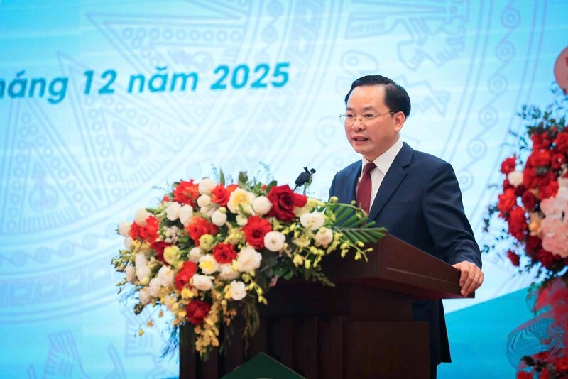 Tổng Giám đốc Vinachem Nguyễn Hữu Tú phát biểu tại hội nghị