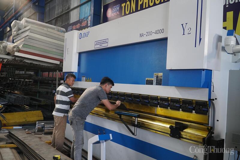 Nghiệm thu máy móc tại công ty CP Đầu tư, thương mại và dịch vụ Phương Gia Phát