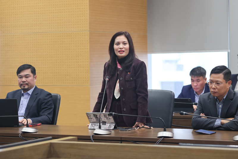 Bà Nguyễn Hà Thành, Phó Tổng Giám đốc Viettel Telecom