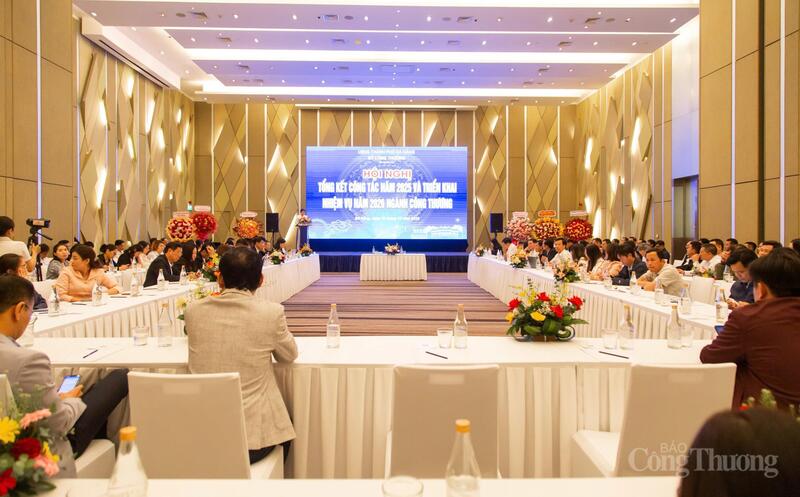 Hội nghị tổng kết công tác năm 2025 và triển khai nhiệm vụ năm 2026 ngành Công Thương Đà Nẵng.