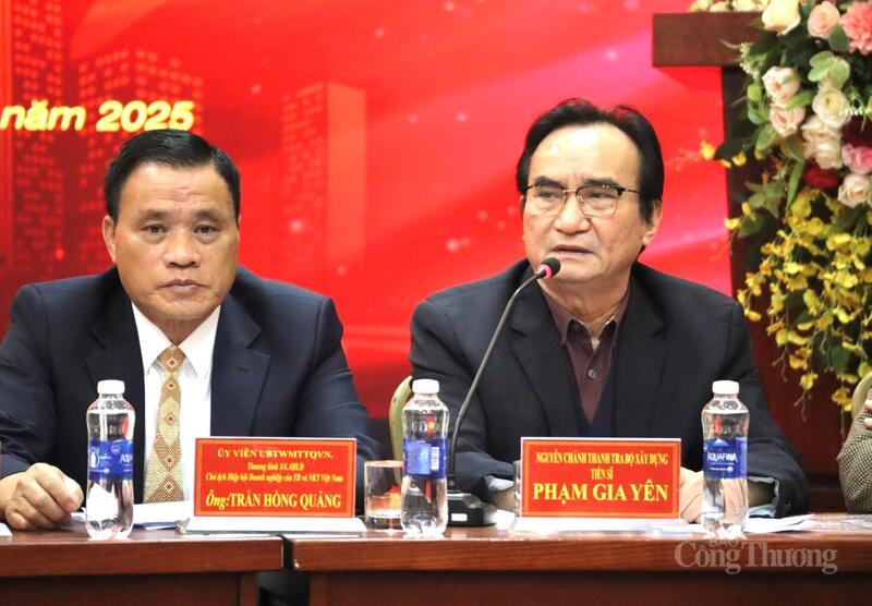 TS. Phạm Gia Yên, nguyên Chánh Thanh tra Bộ Xây dựng phát biểu tại hội thảo. Ảnh: Phương Trang