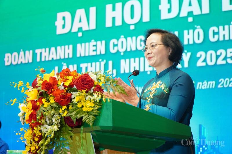 Phó Thủ tướng Phạm Thị Thanh Trà ghi nhận và đánh giá cao những kết quả nổi bật của Đoàn Thanh niên Chính phủ. Ảnh: Minh Trang
