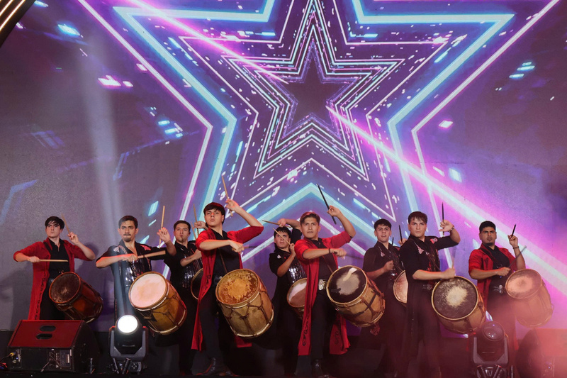 TP. Đà Nẵng chính thức khai mạc chuỗi hoạt động văn hóa, du lịch, giải trí hấp dẫn chào đón năm mới 2026. Ảnh: Diễm Phúc