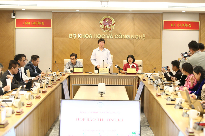 Bộ Khoa học và Công nghệ tổ chức họp báo cung cấp thông tin tới các cơ quan báo chí.