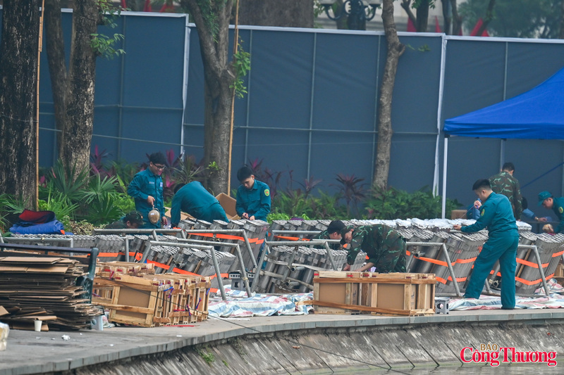 Công tác chuẩn bị đang được cán bộ, chiến sĩ Ban chỉ huy Phòng thủ khu vực 3-Hồng Hà khẩn trương hoàn tất.