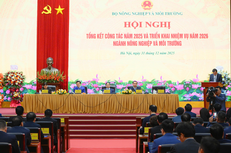 Hội nghị Tổng kết công tác năm 2025 và triển khai nhiệm vụ năm 2026 ngành Nông nghiệp và Môi trường diễn ra chiều 31/12. Ảnh: Lê Bền