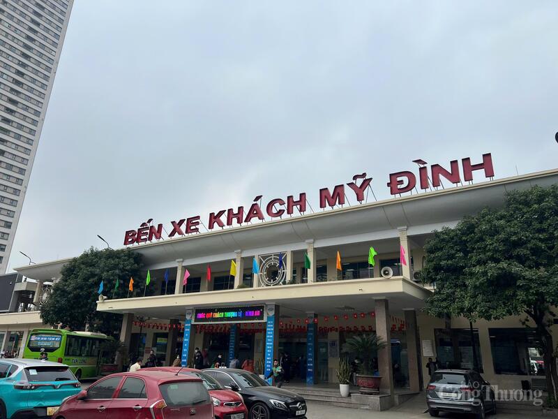 Giao thông Hà Nội ra sao trong ngày làm việc cuối cùng năm 2025?  - 25