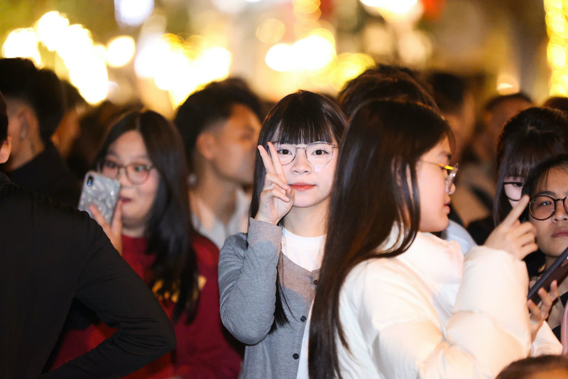 Hà Nội yêu cầu tổ chức và quản lý hiệu quả hoạt động văn hóa, chương trình chào mừng năm mới gắn với xúc tiến thương mại, quảng bá du lịch.