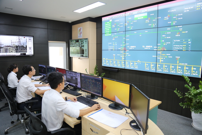 Ngành điện Đà Nẵng đảm bảo cung ứng điện cho các hoạt động chính trị, kinh tế, xã hội, an ninh - quốc phòng. Ảnh: Bình An