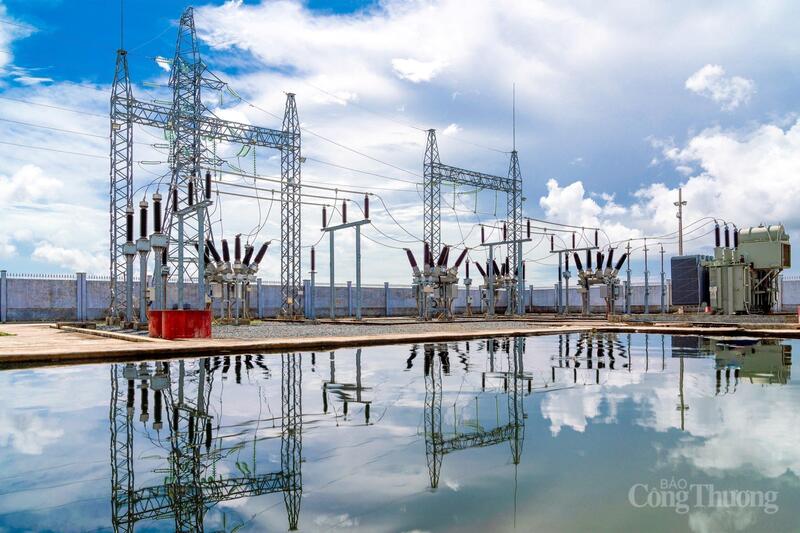 Năm 2026, Sở Công Thương Đà Nẵng sẽ tham mưu và phối hợp triển khai các dự án đầu tư xây dựng nguồn điện và lưới điện theo quy hoạch, ưu tiên các khu vực trọng điểm phát triển công nghiệp, Khu thương mại tự do, bảo đảm cung ứng điện an toàn, ổn định và liên tục.