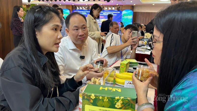 Sở Công Thương Đắk Lắk đẩy mạnh xúc tiến thương mại hợp tác với doanh nghiệp nước ngoài vào mua hàng nông sản tại địa phương. Ảnh: Vũ Long