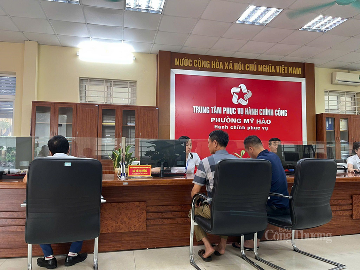 Sự hài lòng của người dân là thước đo hiệu quả công việc của chính quyền. Ảnh: Phương Cúc