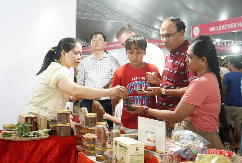 Đón hàng chục triệu lượt khách du lịch mỗi năm, TP. Đà Nẵng sẽ gắn quảng bá, xúc tiến thương mại sản phẩm OCOP với du lịch