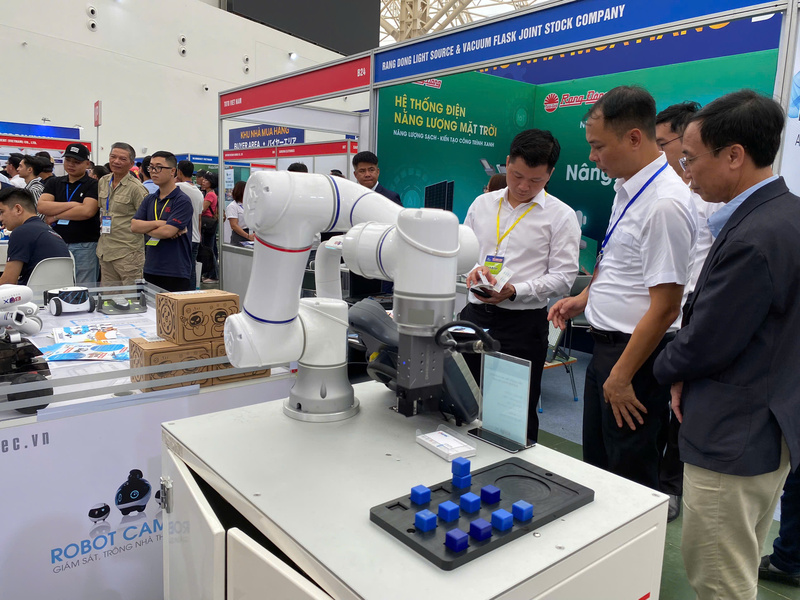 Các quyết sách lớn như Nghị quyết 57 về phát triển khoa học – công nghệ và đổi mới sáng tạo, Nghị quyết 68 về phát triển kinh tế tư nhân đã tạo niềm tin mạnh mẽ cho cộng đồng doanh nghiệp. Ảnh minh họa