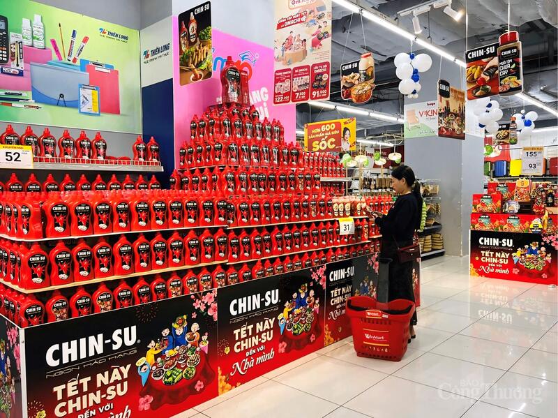 WinMart đẩy mạnh khuyến mại Tết lên tới 50%, áp dụng cho nhiều mặt hàng.
