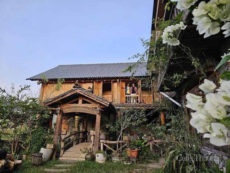 Sau một ngày rong ruổi qua những cung đường quanh co vùng núi cao Tuyên Quang, Đồng Văn Eco Stone House là diểm dừng chân lý tưởng để cảm nhận hòa mình cùng thiên nhiên. Ảnh: TK