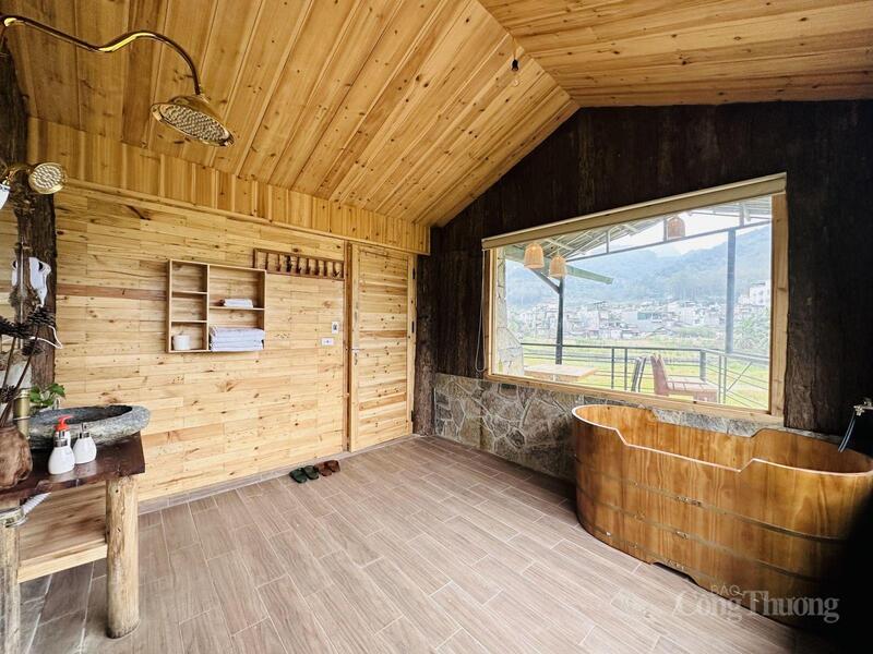 Phong cách kiến trúc bản địa, sử dụng các vật liệu như gỗ, tre, đá ốp, tạo cảm giác gần gũi, mộc mạc. Ảnh: TK