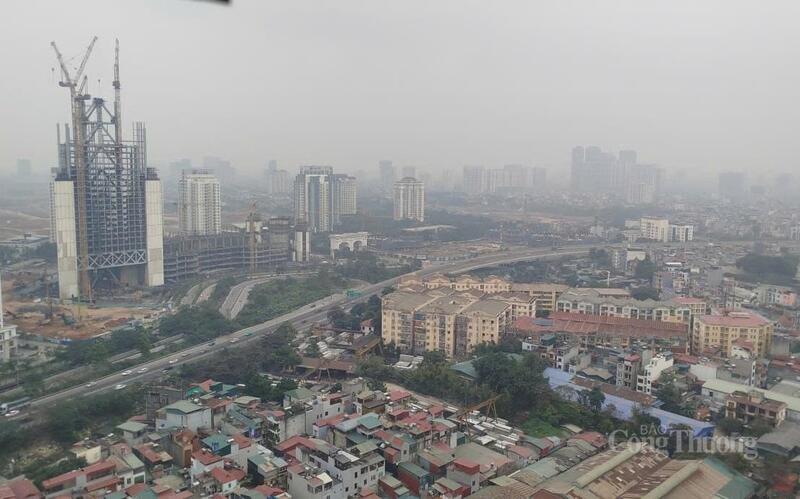 Đường vành đai 3 trên cao khá thông thoáng trong chiều 4/1 sau thời gian tạm cấm xe tải trên 10 tấn lưu thông tại đây. Ảnh: Hải Sơn