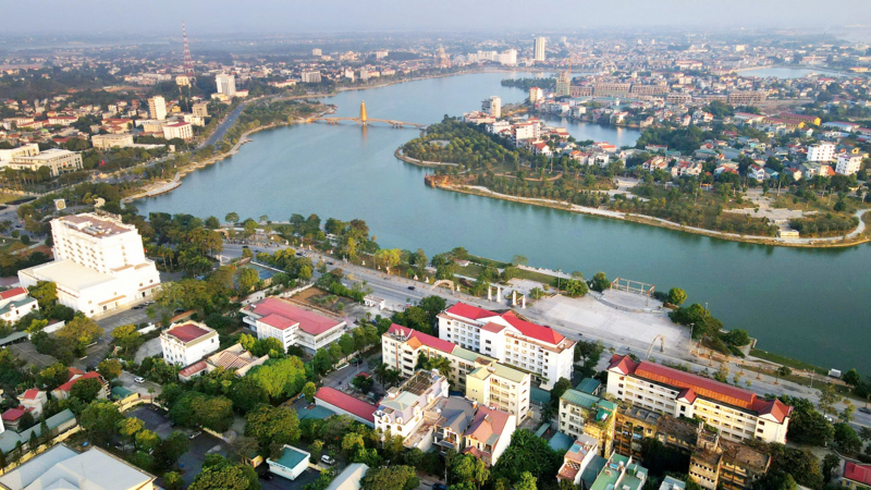 Sở Công Thương Phú Thọ còn hướng dẫn doanh nghiệp tuân thủ các quy định pháp luật liên quan đến hội nhập, từng bước “nội lực hóa” các cam kết FTA vào hoạt động sản xuất, kinh doanh.