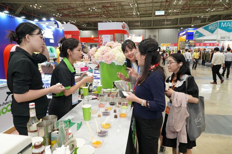 Với trợ lực từ các hoạt động xúc tiến thương mại đã hỗ trợ các doanh nghiệp mở rộng thị trường và nâng cao năng lực cạnh tranh. Ảnh: Phương Nga