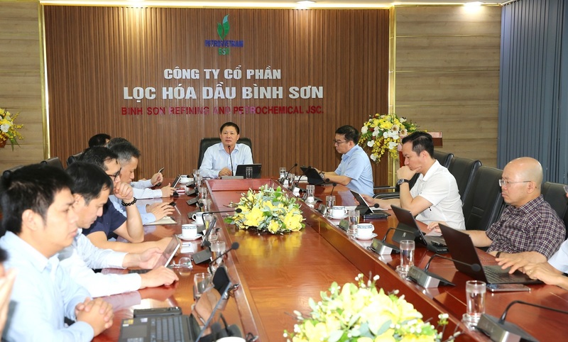 Ban Chỉ đạo phát triển khoa học công nghệ, đổi mới sáng tạo và chuyển đổi số của BSR họp định kỳ hàng tháng. Ảnh: BSR