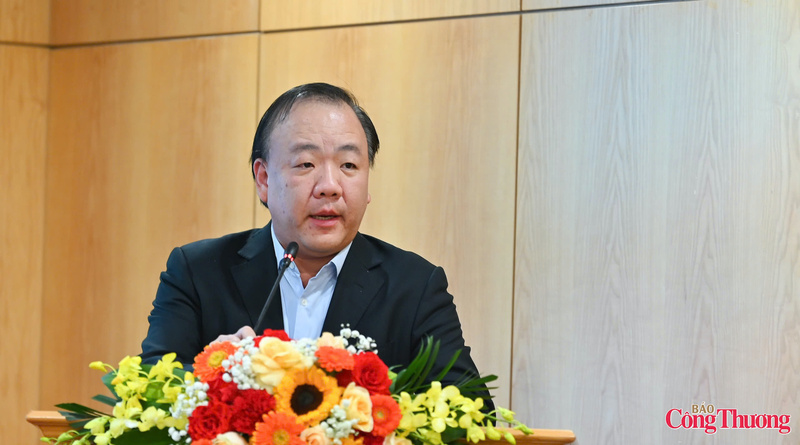 Ông Trần Hữu Linh, Cục trưởng Cục Quản lý và Phát triển thị trường trong nước.