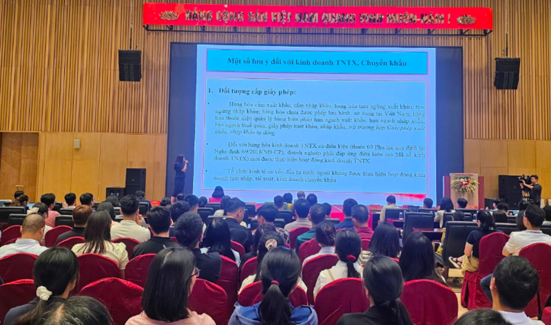 Hải Phòng thực hiện nhiều hoạt động hỗ trợ doanh nghiệp tận dụng xuất xứ hàng hoá. Ảnh: Minh Hảo