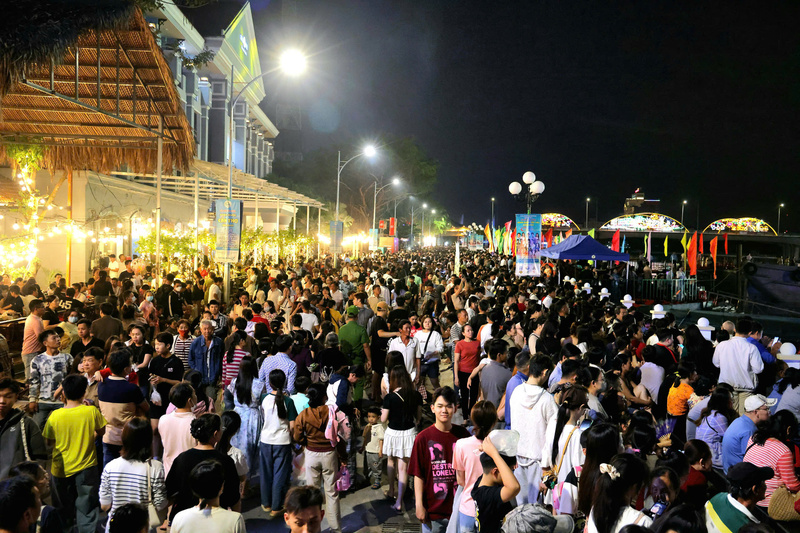 Tại Cần Thơ, khoảng 370.000 lượt khách tham quan, du lịch trong những ngày nghỉ lễ tết Dương lịch 2026.