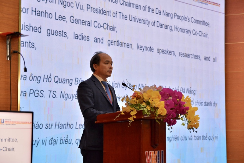 PGS.TS. Huỳnh Công Pháp, Hiệu trưởng Trường Đại học Công nghệ Thông tin và Truyền thông Việt - Hàn (VKU), Đại học Đà Nẵng. Ảnh: Ngọc Thảo