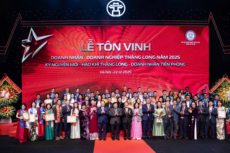 Lễ tôn vinh Doanh nhân - Doanh nghiệp Thăng Long năm 2025. Ảnh: Khắc Kiên