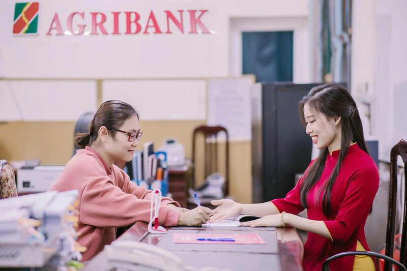 Agribank đang tiếp tục triển khai chương trình cho vay ưu đãi mua nhà ở xã hội dành cho người dưới 35 tuổi với mức lãi suất khoảng 6,1%/năm. Ảnh: Phương Liên