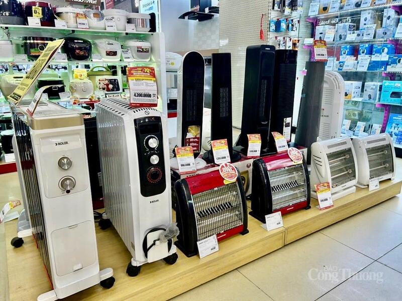 Thiết bị sưởi ấm được niêm yết với nhiều mức giá khác nhau, từ phân khúc phổ thông đến công suất lớn.